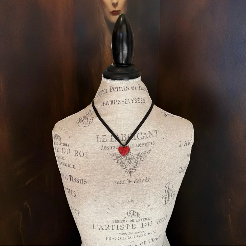 Red Heart Crystal Pendant Choker Necklace